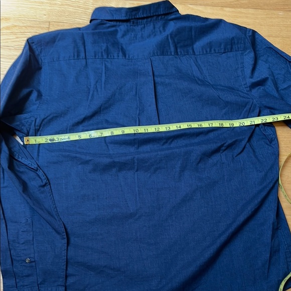 Old Navy Blue Casual Button Down Shirt - Picture 4 of 6